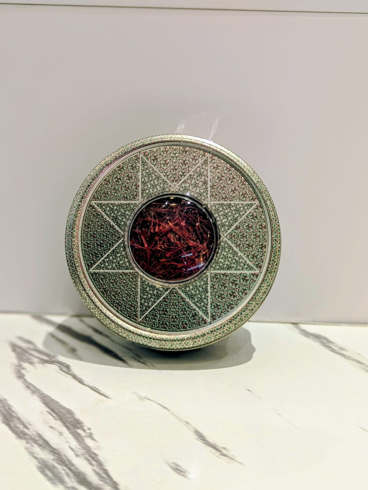 Saffron Tavazo in Khatam Can (25g) زعفران تواضع در قوطی خاتم (25 گرم)