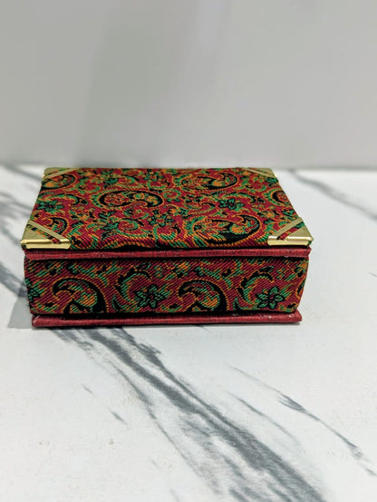 Saffron Tavazo in Termeh Box with Cover (3g) زعفران تواضع ترمه جعبه ای با روکش (3 گرم)